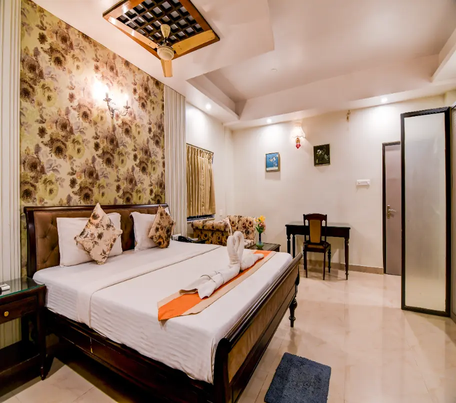 Luxury Hotel Room