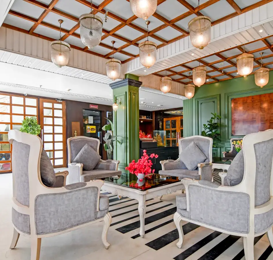 The Pikus Lounge Seating